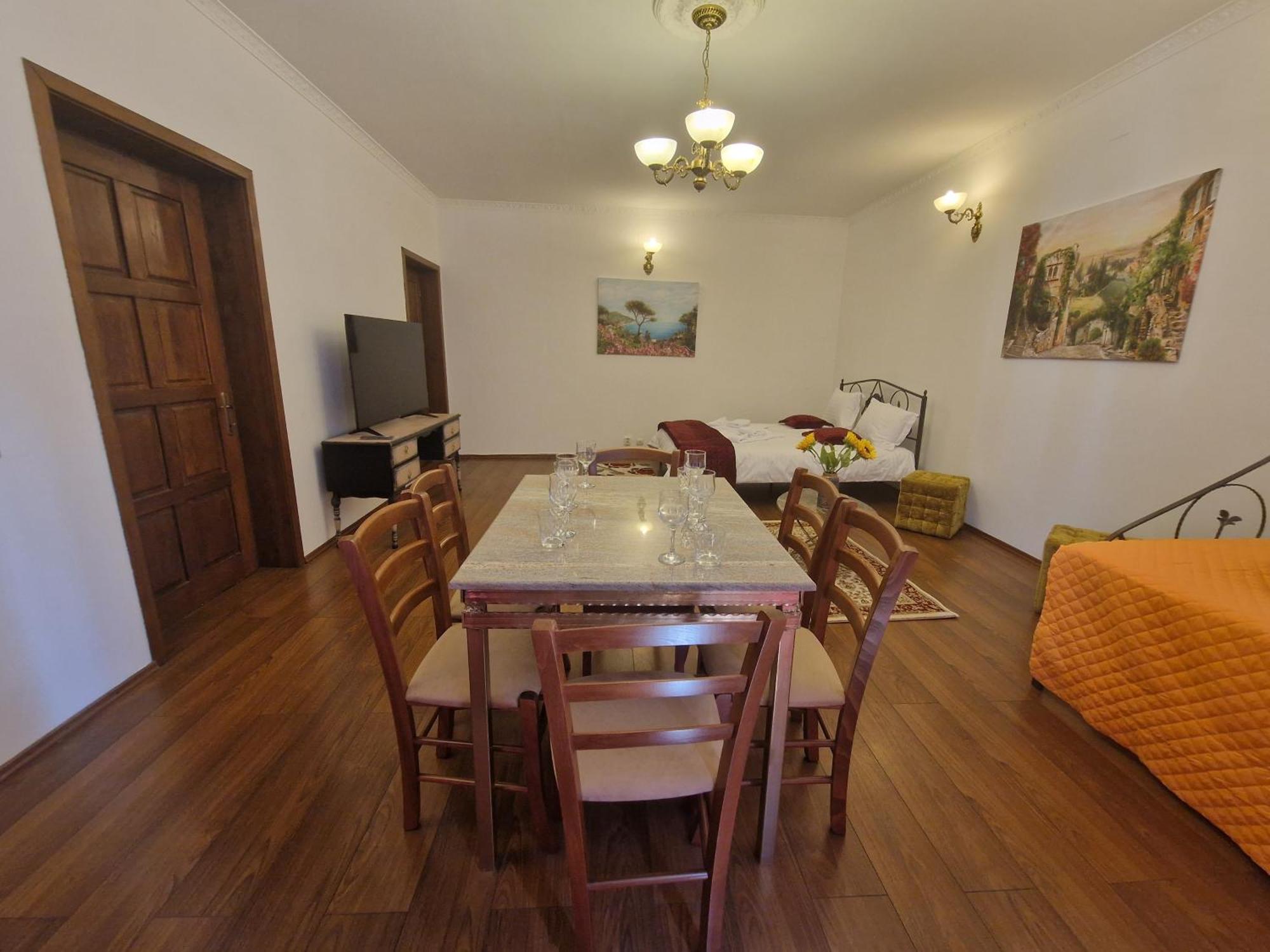 Vila 5* Royal House Near Unirii Square Kluž Exteriér fotografie